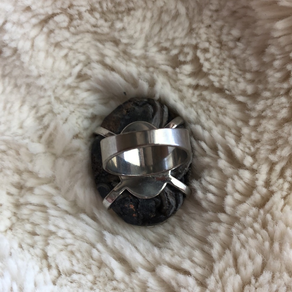 Quartz and Rhinestone Cocktail Ring - Picture 3 of 4